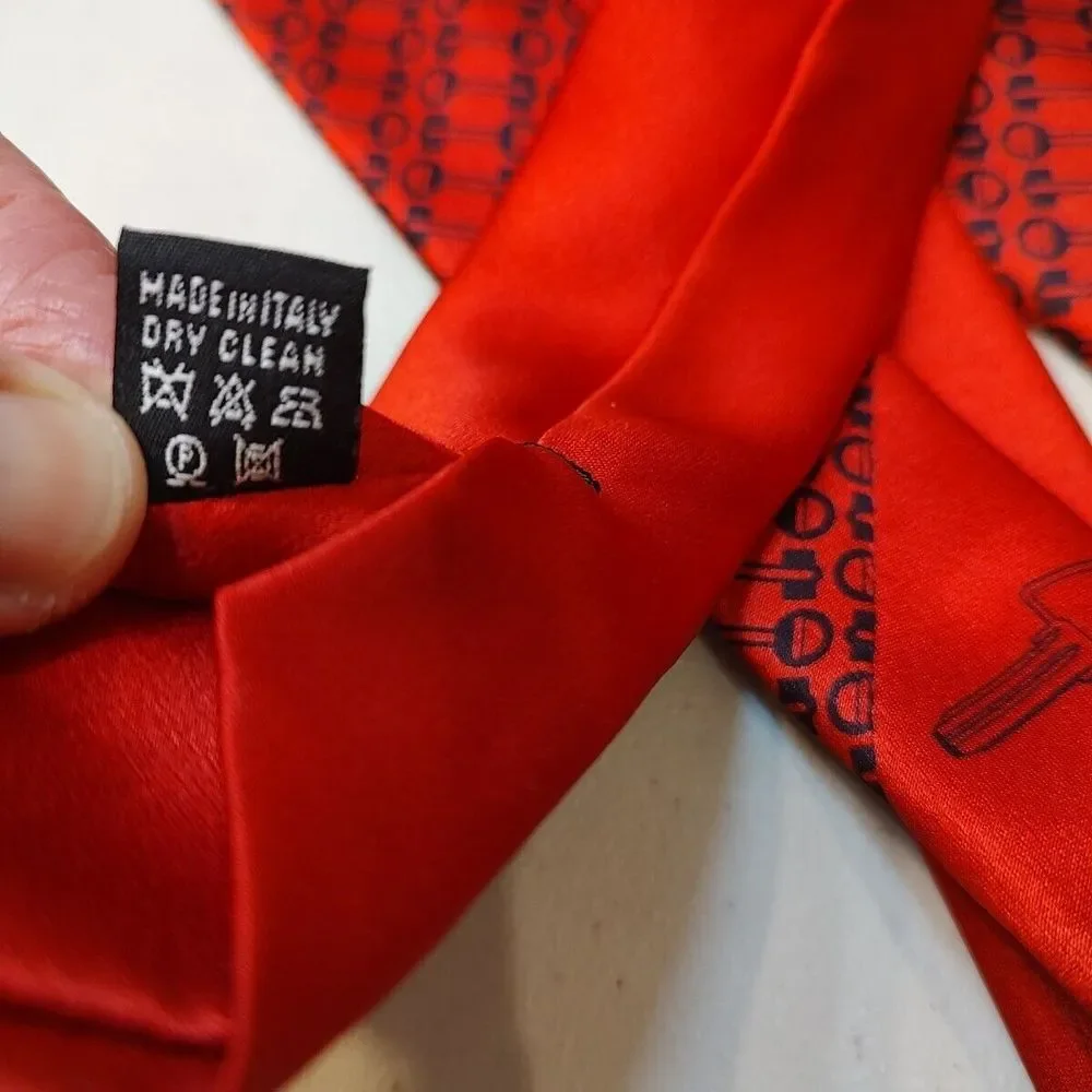 Skeleton‎ Key Silca Club Red Tie Silk Automotive Novelty Love Valentine